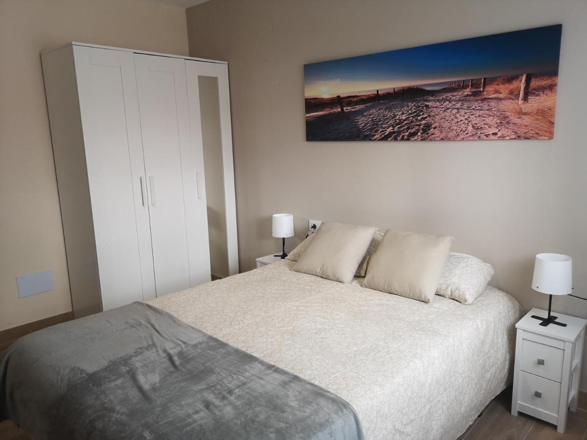 Hostal Mari En La Laguna, Alquiler Habitacion Privada En Hostal, 6 Habitaciones Cerca De La Universidad Y Aeropuerto Norte, 3 Banos Compartidos La Laguna  Zewnętrze zdjęcie