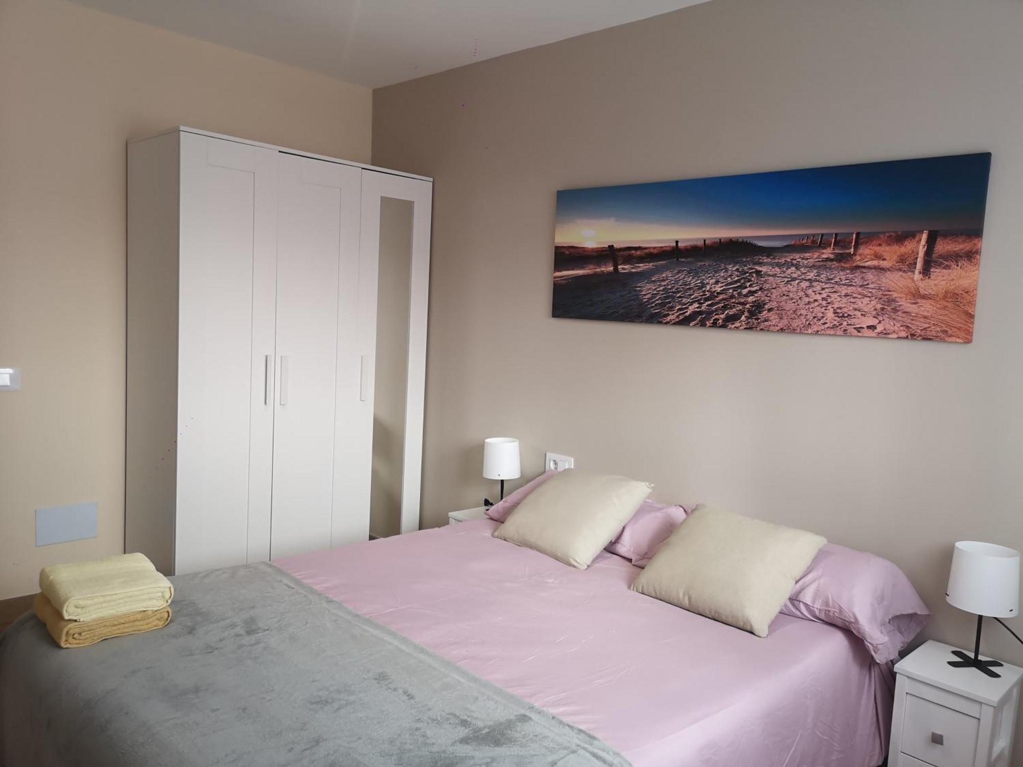 Hostal Mari En La Laguna, Alquiler Habitacion Privada En Hostal, 6 Habitaciones Cerca De La Universidad Y Aeropuerto Norte, 3 Banos Compartidos La Laguna  Zewnętrze zdjęcie
